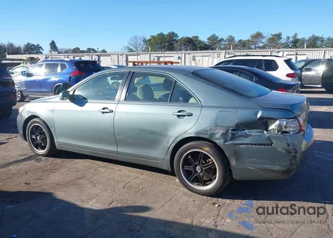 2008 Toyota Camry Le z USA, uszkodzony, nr VIN 4T1BE46K28U742829